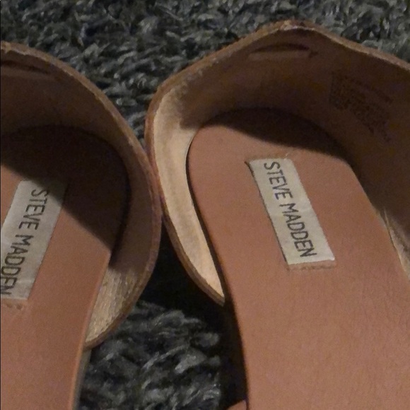 Steven Madden sandals - Picture 2 of 2
